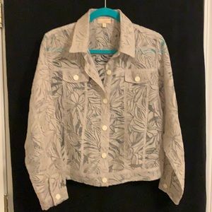 Beige Burnout Topper